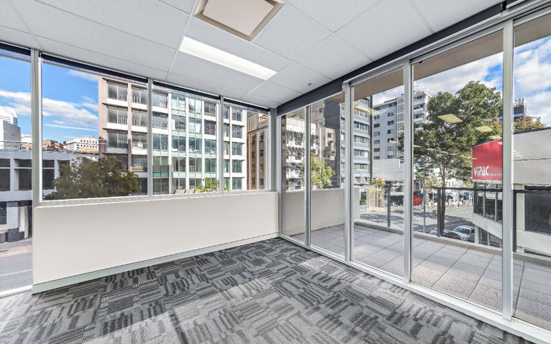 150-170 Leichhardt Street, Spring Hill Image 3