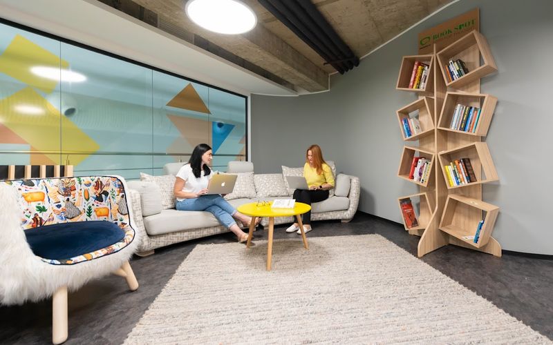 8-10 Strada Tudor Arghezi, București Image 4