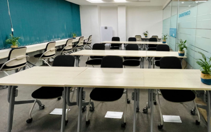 B-39 Middle Cir Connaught Place, New Delhi Image 3