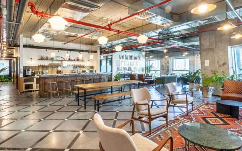 Derech Menachem Begin, Ramat Gan Image 2