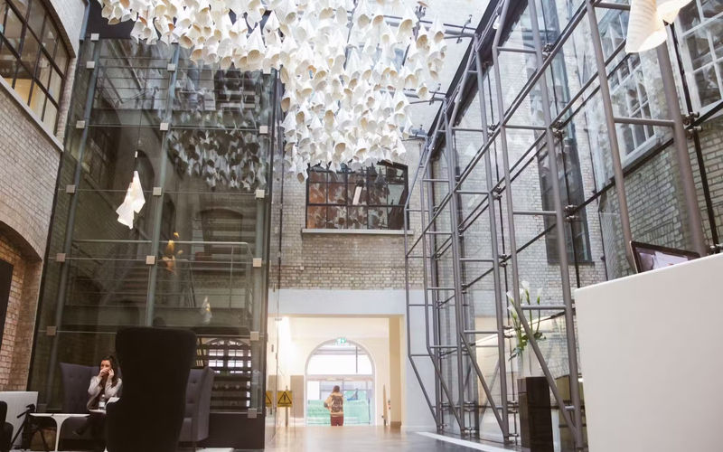 2 Sheraton Street, London Image 7