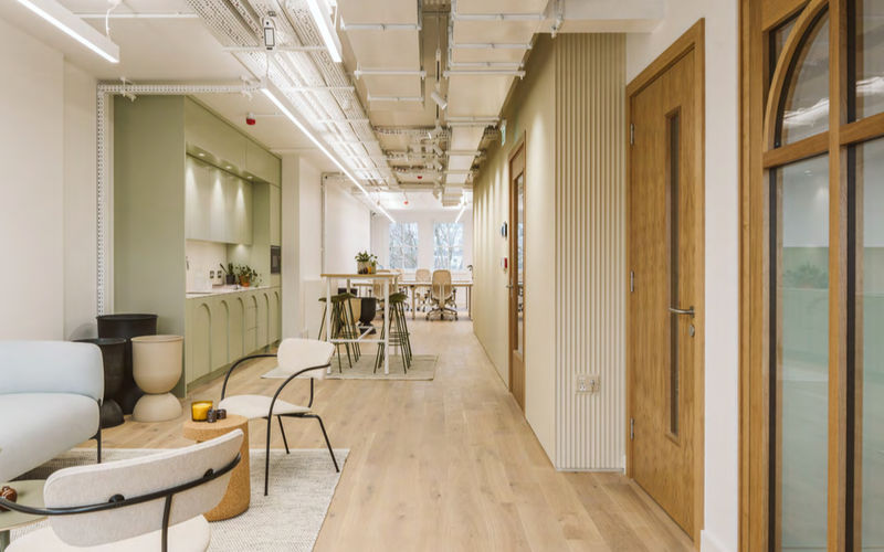 18 Clerkenwell Close, London Image 2