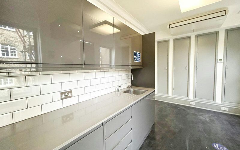 2-6 Camden High Street, London Image 7