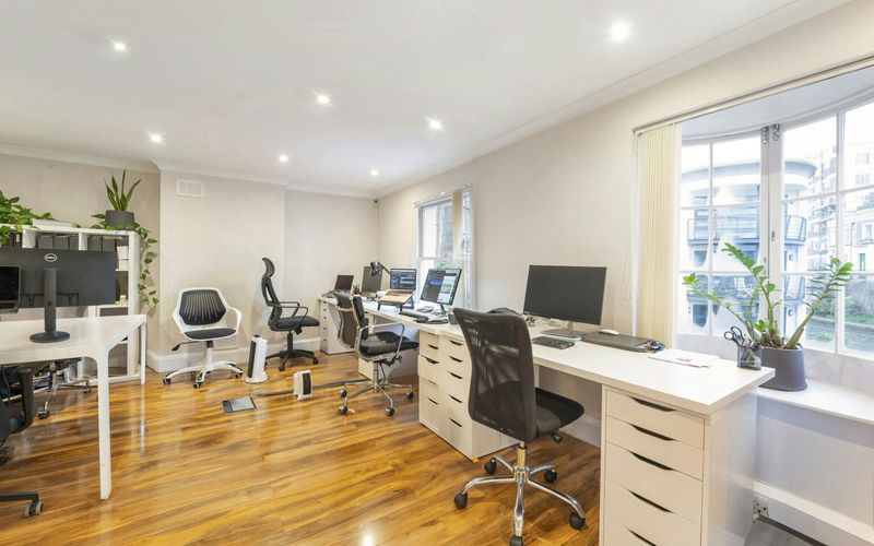 15 Lawfords Wharf Lyme Street, London, 15 DESKS 15 Lawfords Wharf Lyme Street, London Image 1