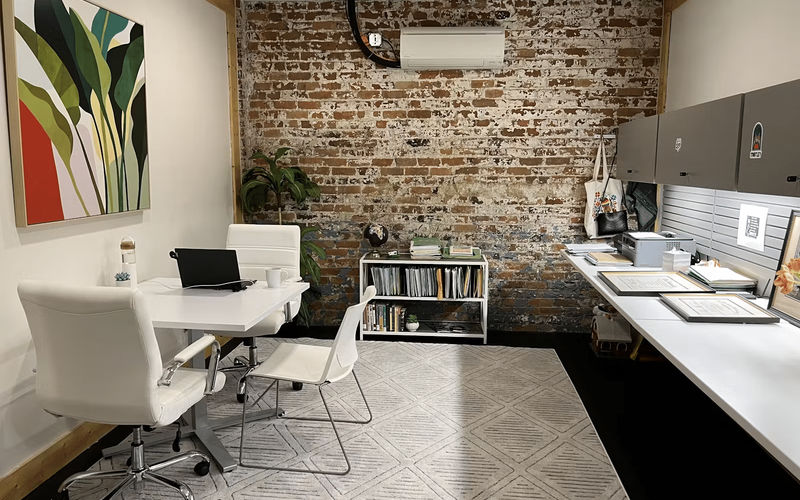 111 West Lewis Street, Greensboro Image 4