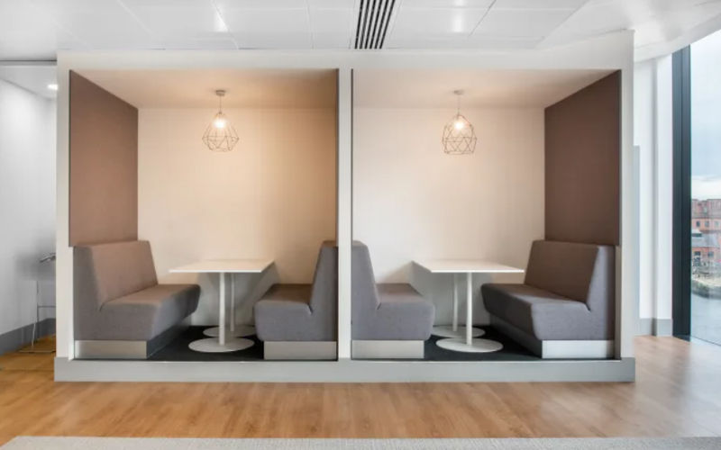 Népfürdo U, Budapest, 10 DESKS Népfürdo U, Budapest Image 1