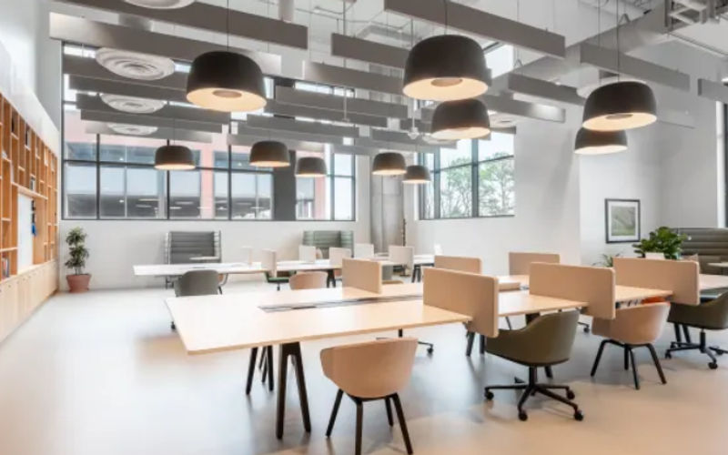 Hafnarstræti 93-95, Akureyri Image 2