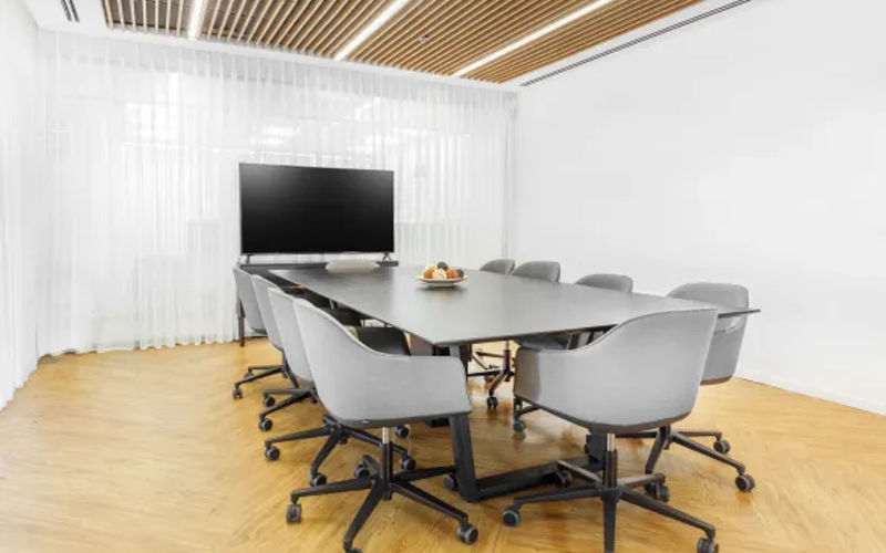 28-30 High Street, Guildford Image 2