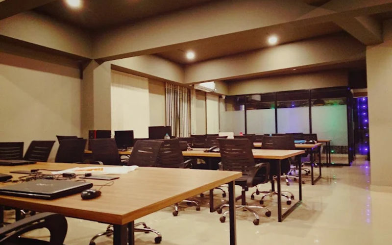 Devaswom Board Jct Kowdiar, Trivandrum Image 7