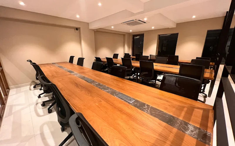 9th Cross Rd Avenue Road Panampilly Nagar, Kochi Image 7