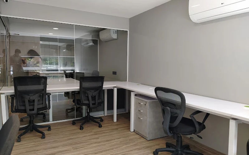 Silver Palm Bldg Besides Kadampally Society Dhanmora, Surat Image 1