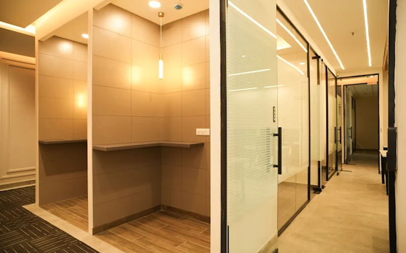 21 Knowledge Park Ill, Solitairian City Centre Greater Noida Image 7