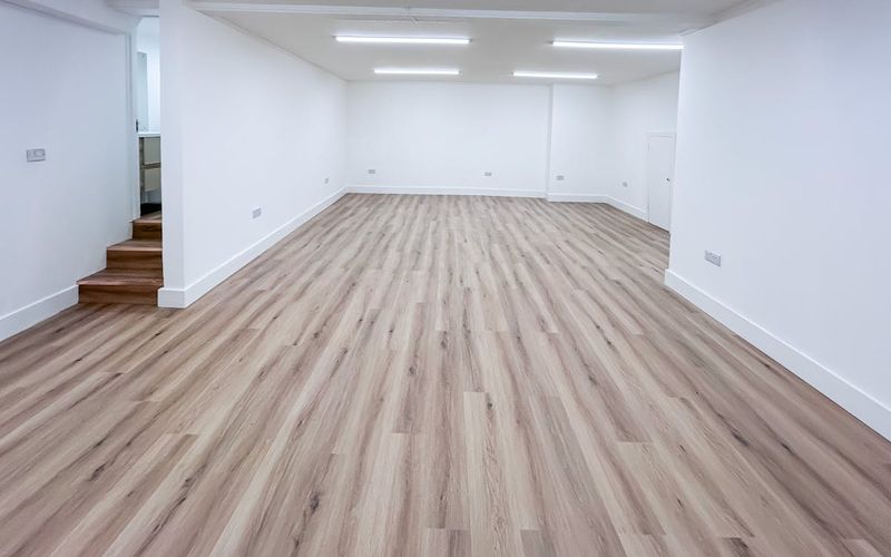 11B Wardour Mews, London Image 3