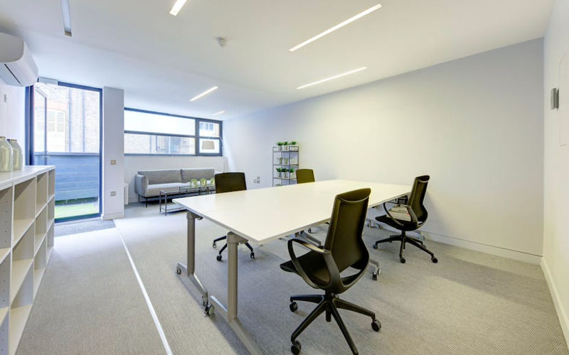 244 Vauxhall Bridge Rd, London Image 3