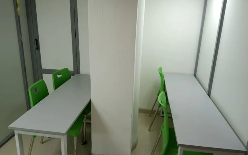 7 Rs Bhandari Marg Race Course Road, Indore Image 2