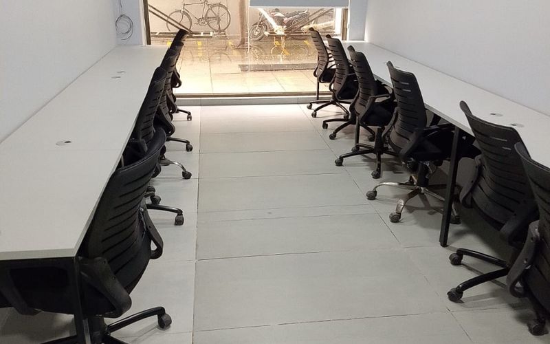 Shyamal Crossroad 132 Feet Ring Rd, Ahmedabad Image 8