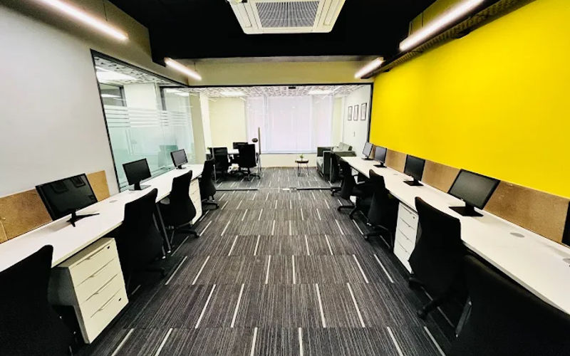 Chattarpur Mandir Road, New Delhi Image 3