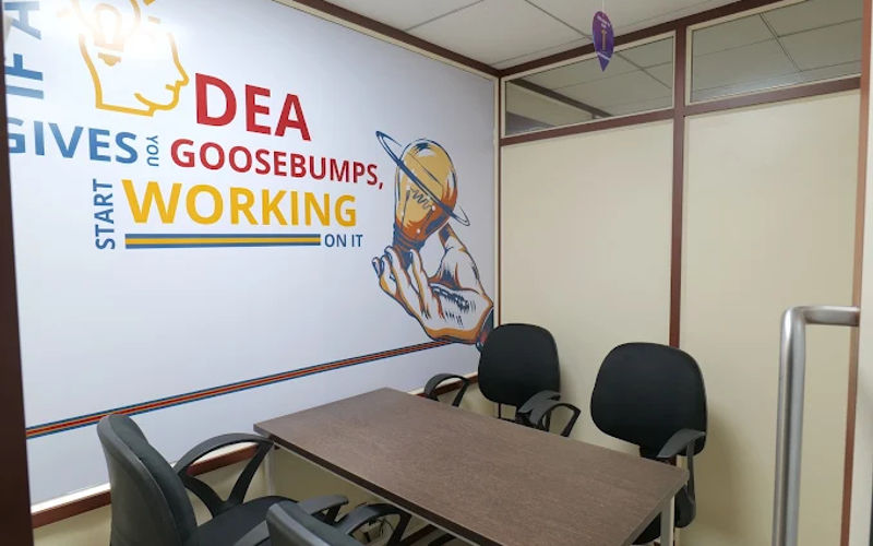 Bistupur Main Rd South Park, Bistupur Jamshedpur Image 2