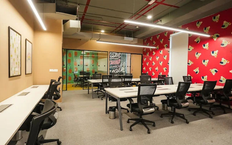 Andheri - Kurla Rd Gamdevi Marol, Mumbai Image 9