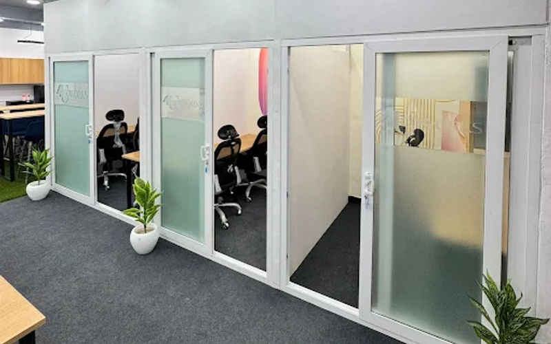 Meenakshi Garden, New Delhi Image 4