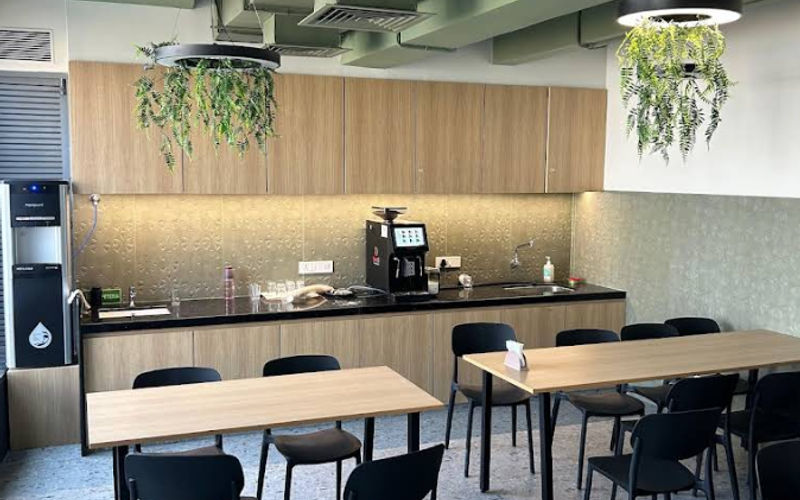 VKG Corporate Centre, Vkg Corporate Centre 601 Andheri - Kurla Rd Near Metro Station Chakala, Maharashtra Image 1