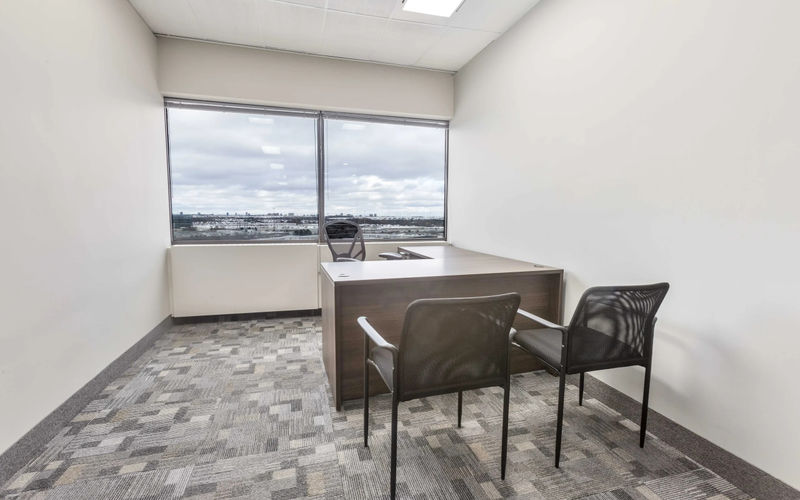 6733 Mississauga Road, Mississauga Image 4