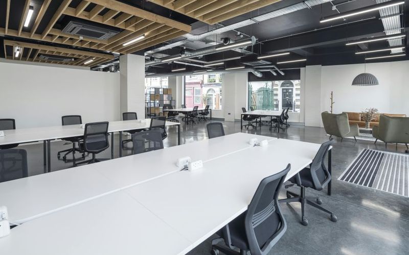 25 Charterhouse Square, Barbican Image 1