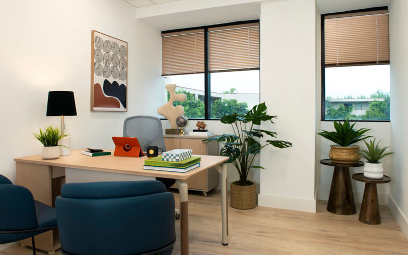 21515 Vanowen Street, Los Angeles Image 2