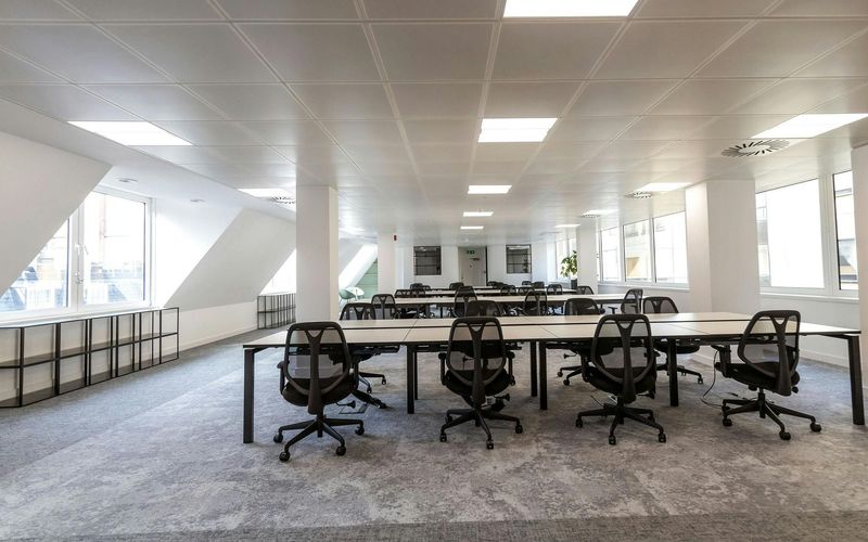 10 Dean Farrar Street, Victoria Image 6