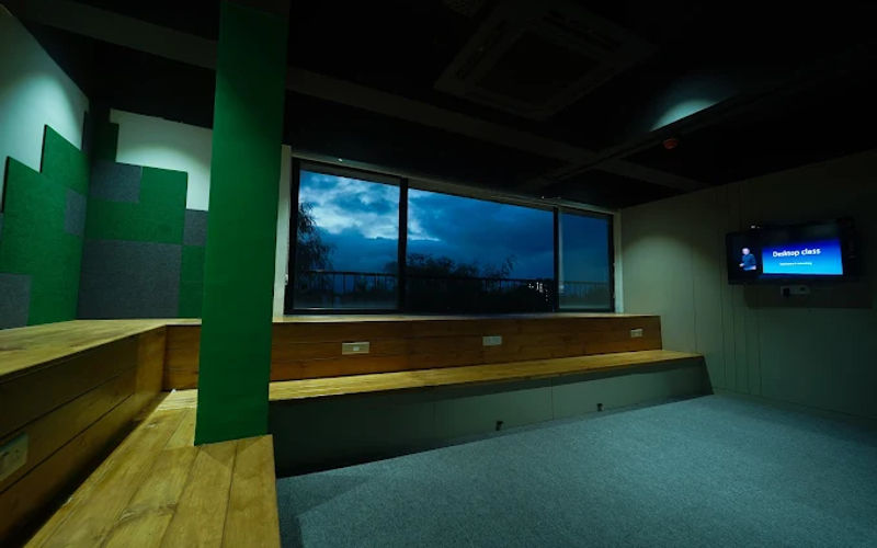 College Rd Rambhoomi Veer Sawarkar Nagar, Nashik Image 7