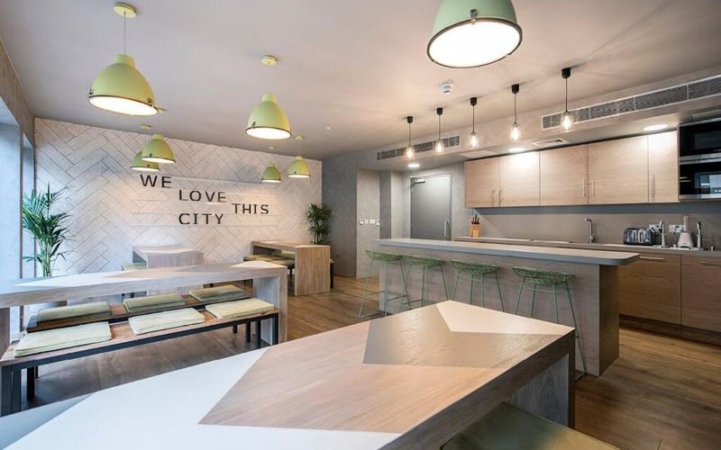 27 Bush Lane, Greater London Image 2