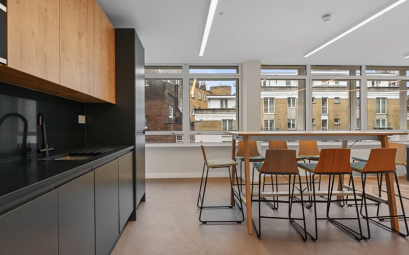 42 Upper Berkeley St, London Image 5