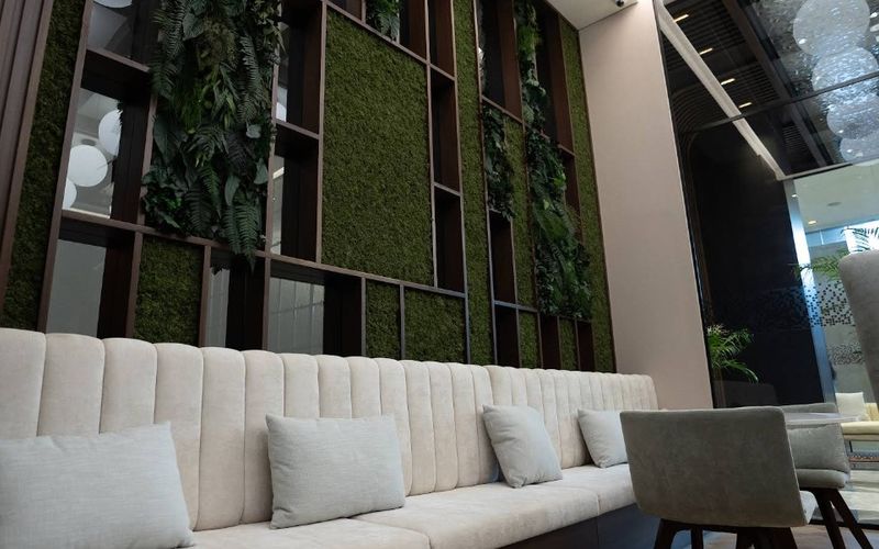 Level 2 Al Bateen, Abu Dhabi Image 2