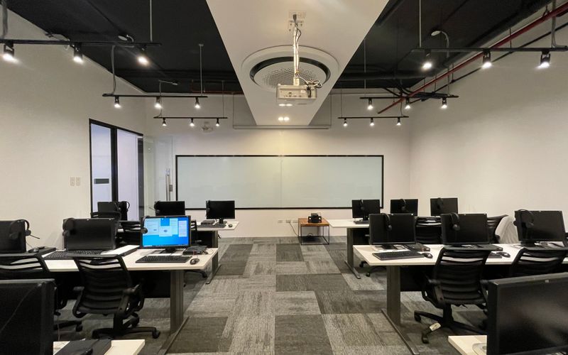 Block 10 Geonzon St Cebu It Park Brgy Apas, Cebu City Image 3