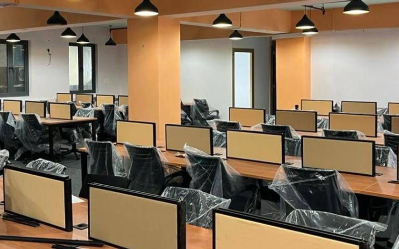 F4 F Block Sector 8, Noida Image 1