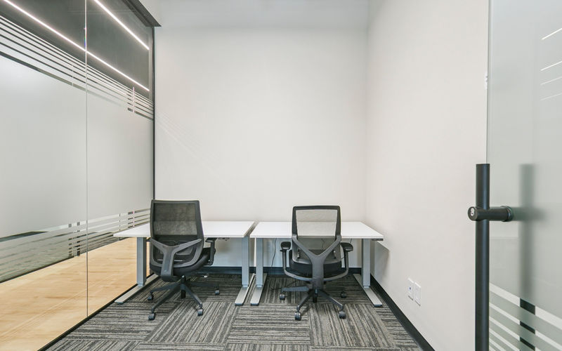 320 Matheson Blvd West, Mississauga Image 8