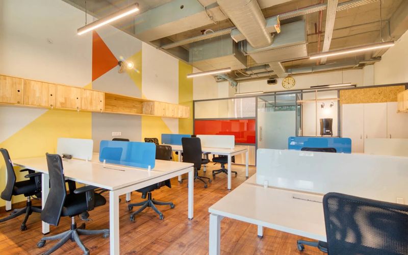 Dlf Galleria Mall Extension, Mayur Vihar Delhi Image 5