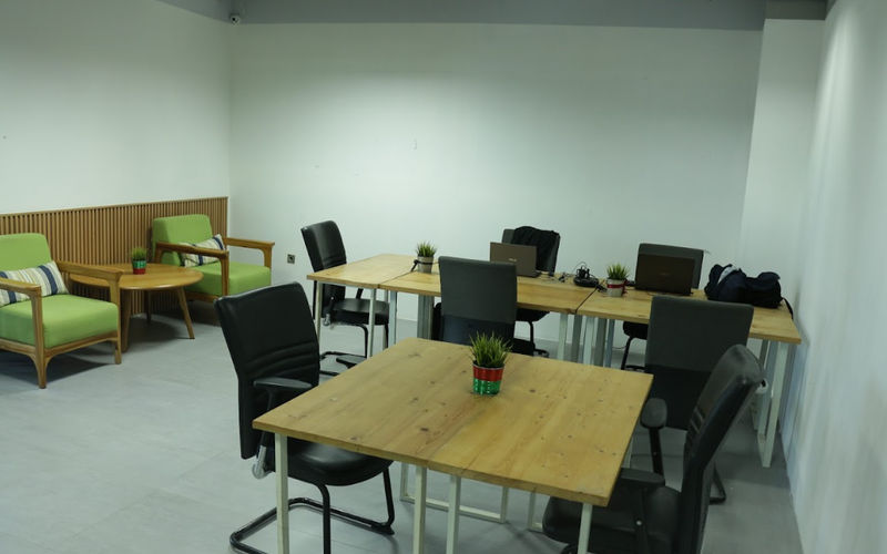 Jakarta Outer Ring Road No.1 Jkt Outer Ring Road No1 7 7 Rtofsrt/rw2 Kamal Muara Kecamatan Penjaringan, Jakarta Image 1