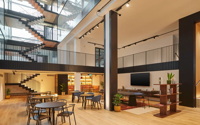 15 Fitzroy Street, London Image 1