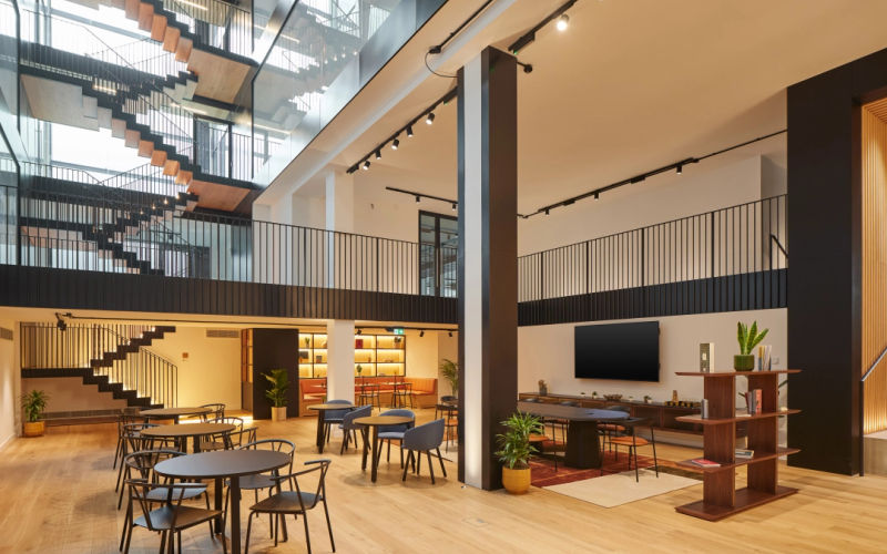 15 Fitzroy Street, London Image 1