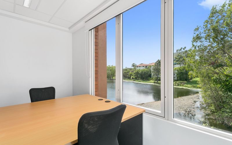 34 Glenferrie Drive-hatch 1, Robina, 6 DESKS 34 Glenferrie Drive-hatch 1, Robina Image 1