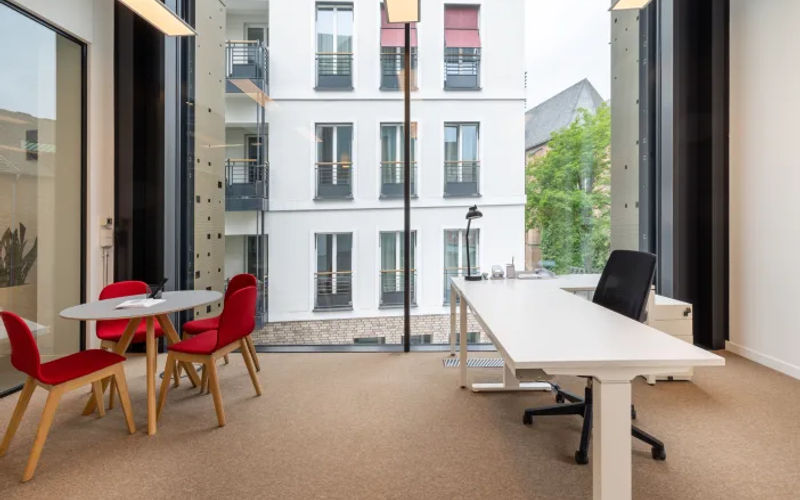 Noida–greater Noida Expressway Sector 135, Noida Image 2