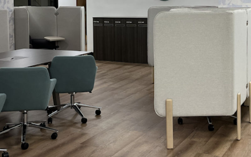 950 Franklin Ave, Garden City Image 1