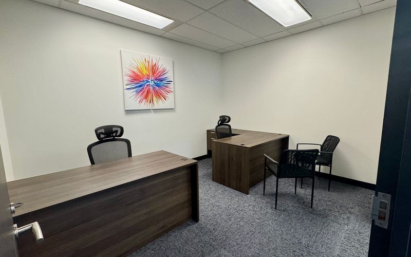 55 Commerce Valley Drive West, Markham Image 3