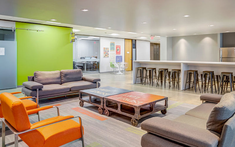 3033 Chimney Rock, Galleria Image 1