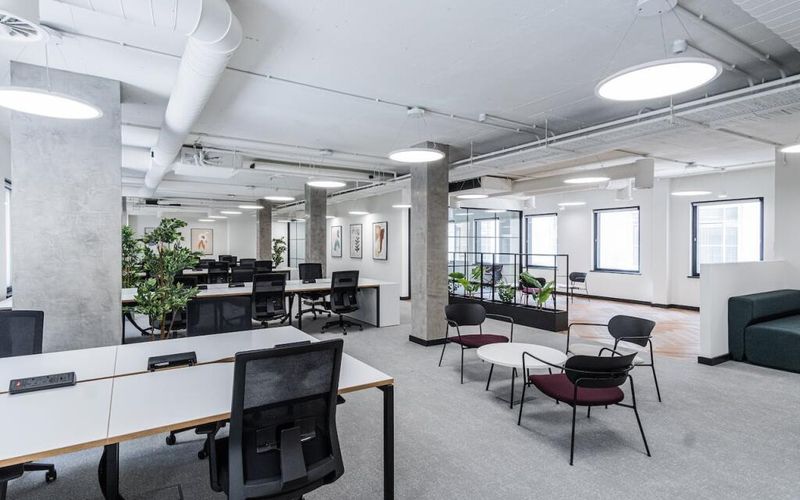 8 Gate Street, Greater London Image 1