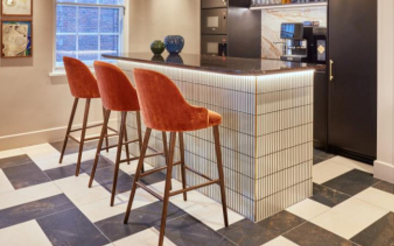 35 Grosvenor Street, London Image 4