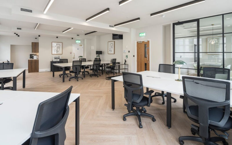 50 Gresham Street, London, 16 DESKS 50 Gresham Street, London Image 1