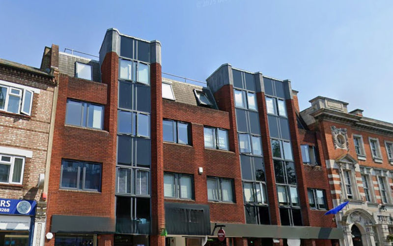 29-39 London Road, Twickenham, 6 DESKS 29-39 London Road, Twickenham Image 1