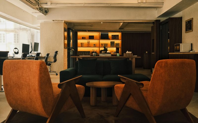 49 Hollywood Road, Central Image 4